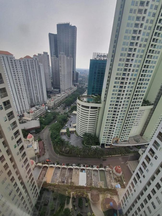 Madison Park Apartment Near Mall Central Park Jakarta Exteriör bild